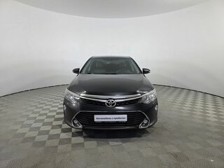 2017 Toyota Camry VII (XV50) Рестайлинг 2, чёрный, 1730000 рублей, вид 2