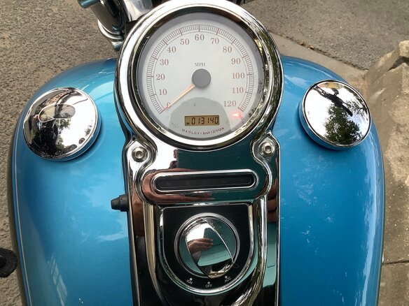 2011 Harley-Davidson Low Rider, синий, 820000 рублей - вид 10