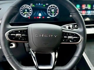 2023 Omoda C5 I, чёрный, 1700000 рублей, вид 4
