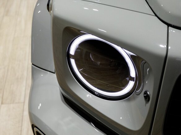 2026 Mercedes-Benz G-Класс AMG 63 AMG II (W465) Рестайлинг, серый - вид 13
