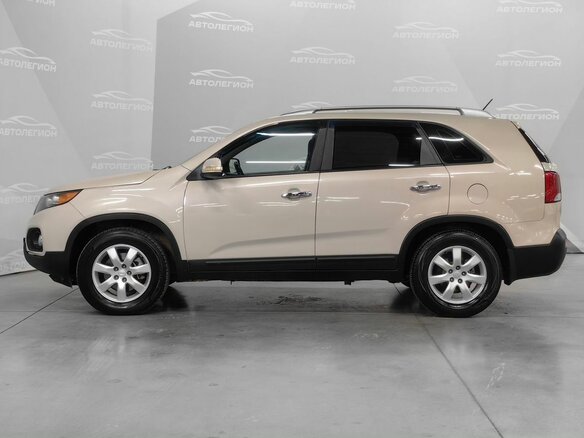 2009 Kia Sorento II, бежевый, 905000 рублей - вид 1