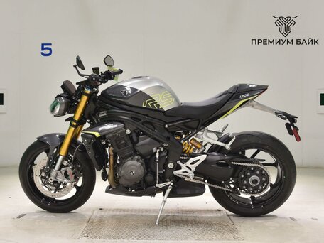 2026 Triumph Speed Triple, чёрный, 1799000 рублей, вид 2