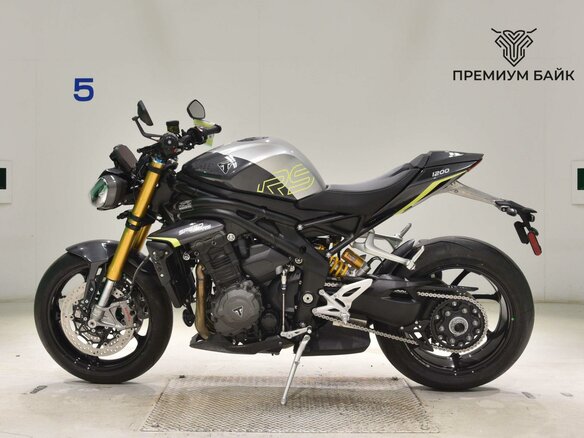 2026 Triumph Speed Triple, чёрный, 1799000 рублей - вид 1