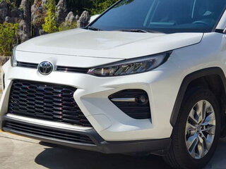 2024 Toyota Wildlander I, белый, 3424999 рублей, вид 5