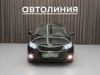 2016 Kia Rio III Рестайлинг, чёрный, 880000 рублей, вид 2