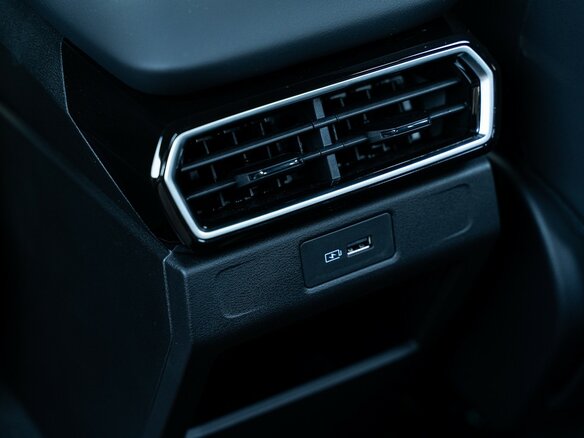 2026 Geely Cityray, серебристый - вид 14