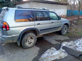 2000 Mitsubishi Montero Sport I, серебристый, 350000 рублей, вид 2