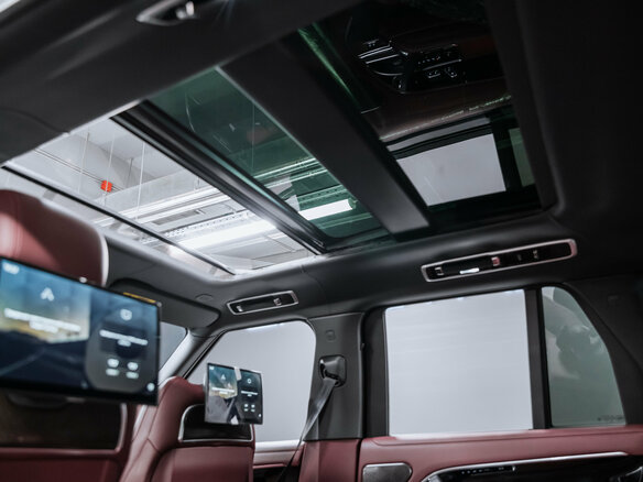 2026 Land Rover Range Rover P530 MHEV V, чёрный, 26100000 рублей - вид 19