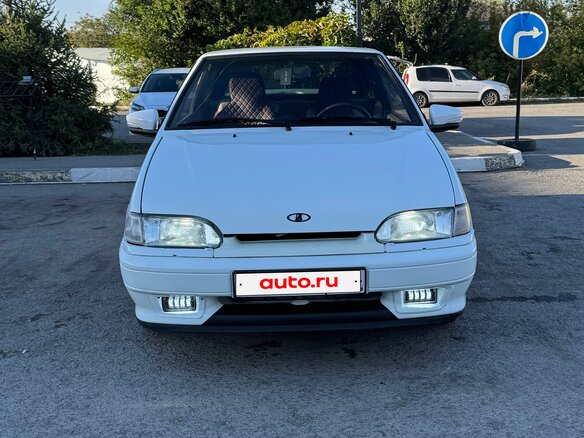 2010 Lada (ВАЗ) 2113, белый, 245000 рублей - вид 2