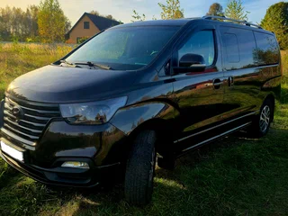 2019 Hyundai Grand Starex I Рестайлинг 2, коричневый, 3950000 рублей, вид 2