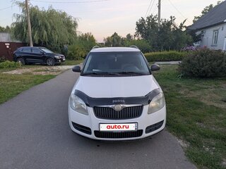 2009 Skoda Fabia II, белый, 395000 рублей, вид 4