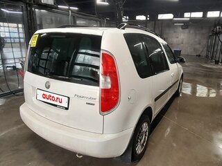 2010 Skoda Roomster I, белый, 399000 рублей, вид 5