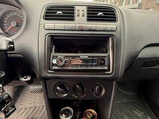 2012 Volkswagen Polo V, серебристый, 710000 рублей, вид 2