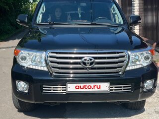 2015 Toyota Land Cruiser 200 Series Рестайлинг 1, чёрный, 4850000 рублей, вид 1