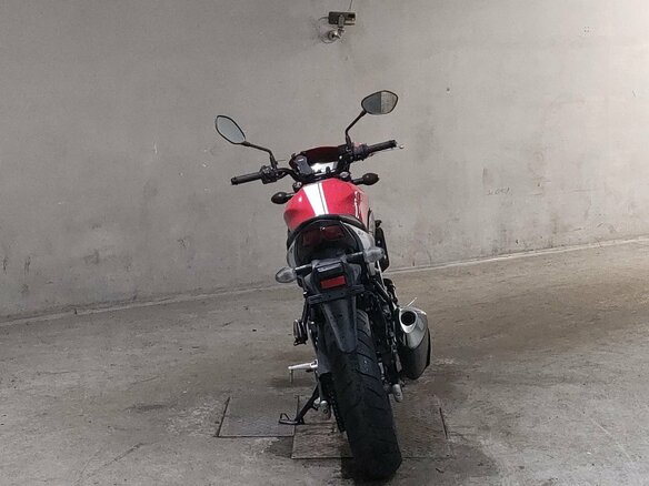 2016 Suzuki SV 650, красный, 550000 рублей - вид 4