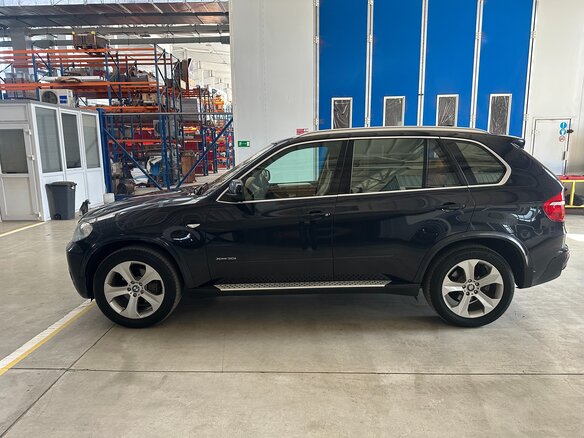 2009 BMW X5 30i II (E70), синий, 1650000 рублей - вид 4