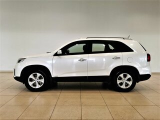 2020 Kia Sorento II Рестайлинг, белый, 2309150 рублей, вид 5