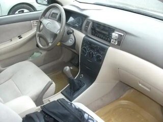2002 Toyota Corolla IX (E120, E130), белый, 550000 рублей, вид 3