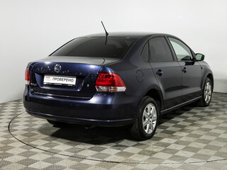 2013 Volkswagen Polo V, синий, 649585 рублей, вид 5