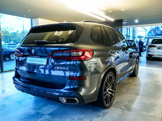 2019 BMW X5 M50d IV (G05/G18), серый, 6300000 рублей, вид 3