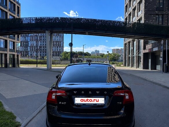 2016 Volvo S60 II Рестайлинг, чёрный, 1399999 рублей - вид 4