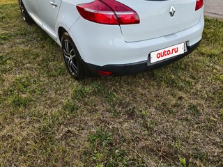 2013 Renault Megane III Рестайлинг 2, белый, 650000 рублей, вид 4
