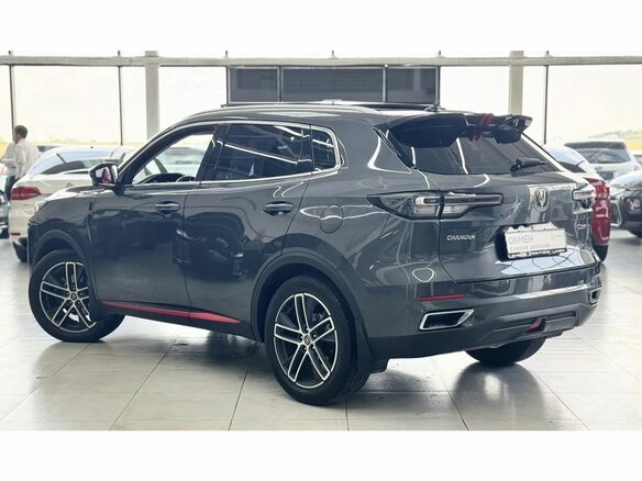 2023 Changan CS55 Plus II, серый, 2249000 рублей - вид 4