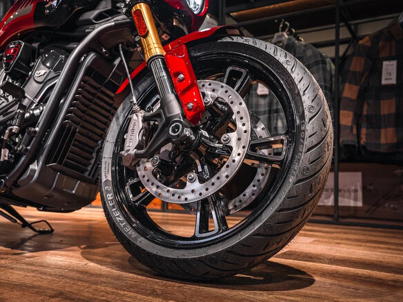 2026 Indian Scout, красный, 2440000 рублей - вид 8