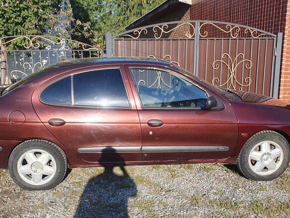 1999 Renault Megane I Рестайлинг, коричневый, 230000 рублей - вид 2