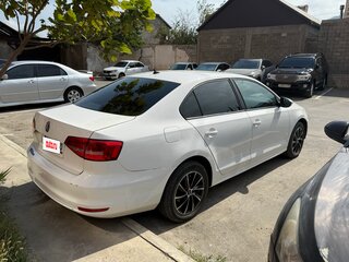 2015 Volkswagen Jetta VI Рестайлинг, белый, 750000 рублей, вид 5