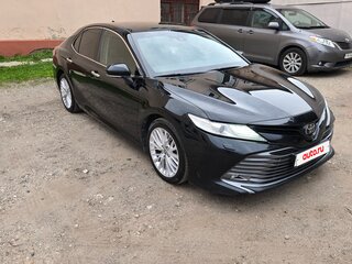 2020 Toyota Camry VIII (XV70) Рестайлинг, чёрный, 2980000 рублей, вид 4