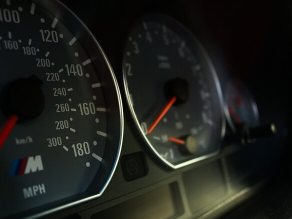 2002 BMW 3 серии 330i IV (E46), красный, 2000000 рублей - вид 8
