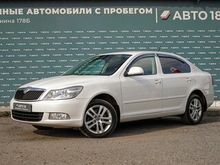 2013 Skoda Octavia II (A5) Рестайлинг, белый, 1059000 рублей, вид 1