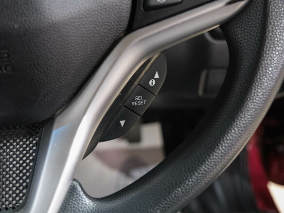 2019 Honda Fit III Рестайлинг, красный - вид 21