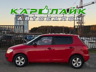 2008 Skoda Fabia II, красный, 328000 рублей, вид 3