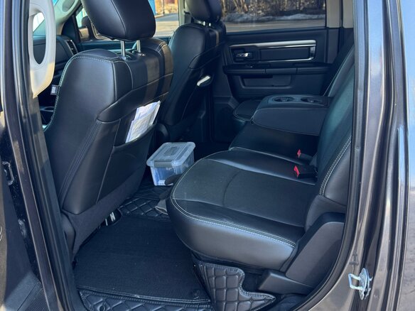 2014 Ram 1500 Crew Cab IV (DS/DJ), серый, 3790000 рублей - вид 9