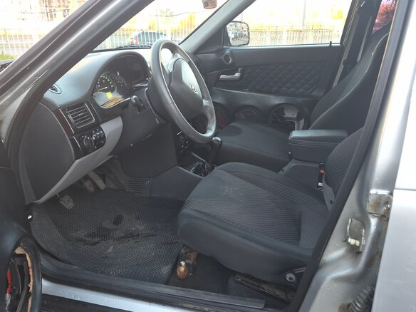 2013 Lada (ВАЗ) Priora I, серебристый, 210000 рублей - вид 5