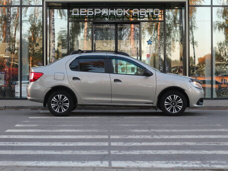 2017 Renault Logan II, бежевый, 785000 рублей, вид 4