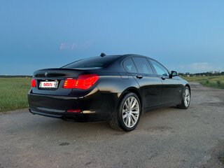 2009 BMW 7 серии Long 730Ld V (F01/F02/F04), чёрный, 1750000 рублей, вид 4