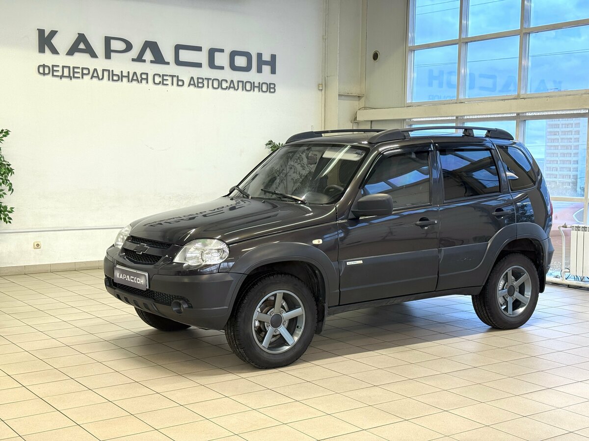 Открыть фотографии: Chevrolet Niva I Рестайлинг
