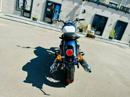 2026 Royal Enfield Classic 650, синий, 693000 рублей, вид 5