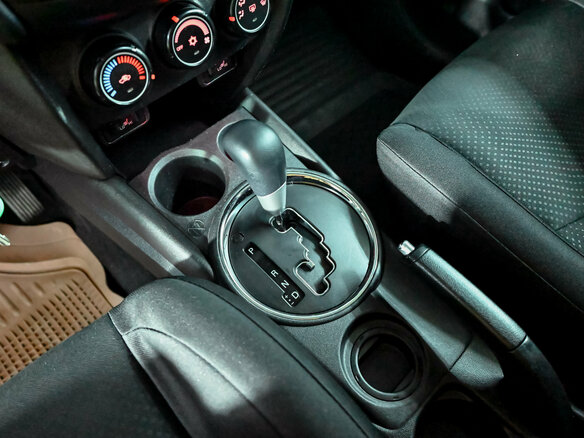 2014 Mitsubishi ASX I Рестайлинг, белый, 1200000 рублей - вид 14