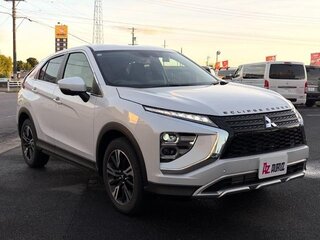 2023 Mitsubishi Eclipse Cross I Рестайлинг, белый, 1840000 рублей, вид 1