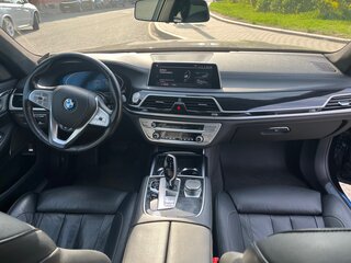 2019 BMW 7 серии Long 730Ld xDrive VI (G11/G12) Рестайлинг, чёрный, 5400000 рублей, вид 5