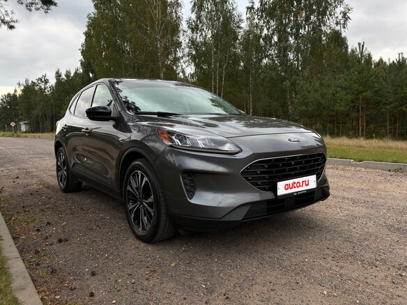 2022 Ford Escape IV, серый, 1360000 рублей - вид 2