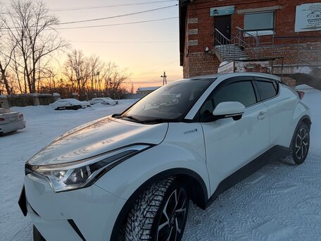 2017 Toyota C-HR I, белый, 1950000 рублей, вид 4