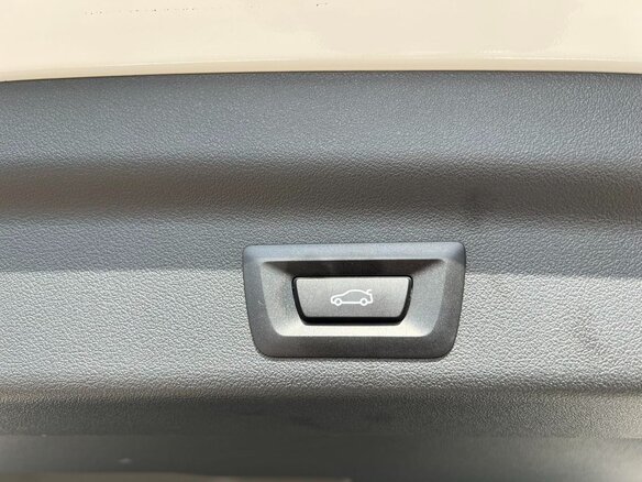 2023 BMW X1 20Li sDrive III (U11/U12), белый - вид 17