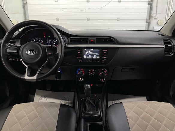 2018 Kia Rio IV, серебристый - вид 9