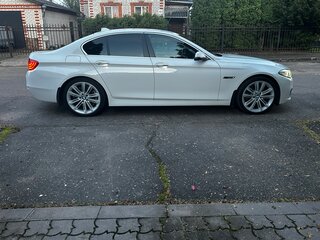 2013 BMW 5 серии 530d xDrive VI (F10/F11/F07) Рестайлинг, белый, 2250000 рублей, вид 4