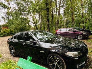 2014 BMW 5 серии 520i VI (F10/F11/F07) Рестайлинг, чёрный, 2350000 рублей, вид 5